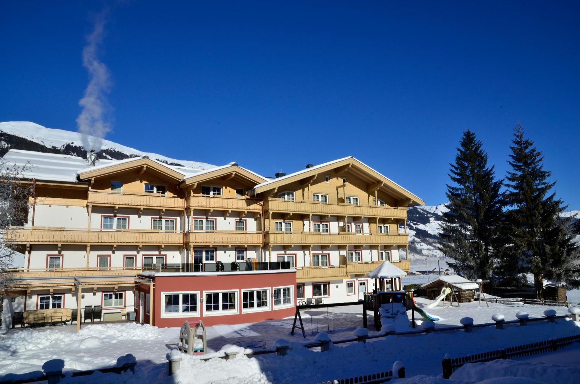Hotel Grundlhof Bramberg am Wildkogel Zewnętrze zdjęcie