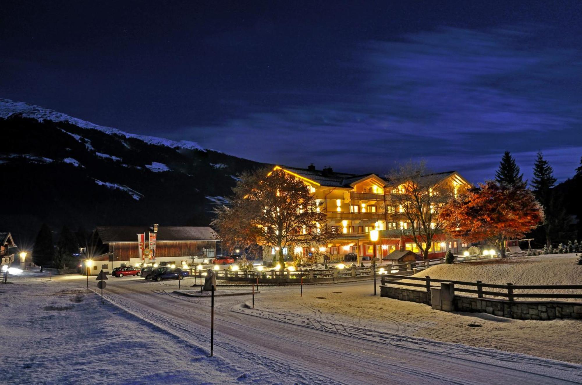 Hotel Grundlhof Bramberg am Wildkogel Zewnętrze zdjęcie