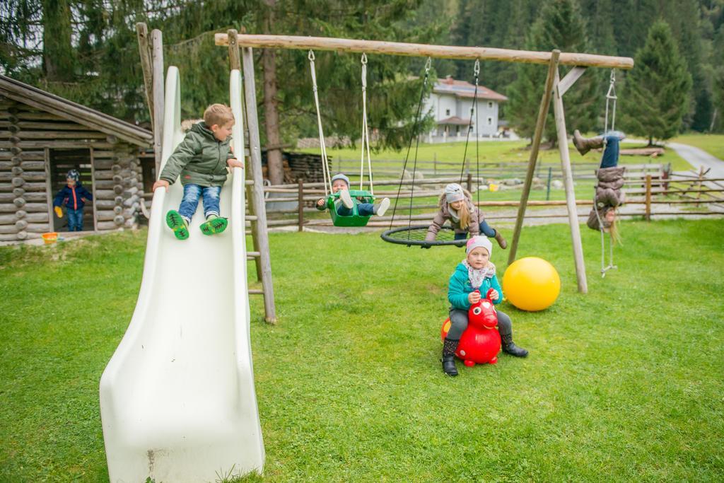 Hotel Grundlhof Bramberg am Wildkogel Zewnętrze zdjęcie