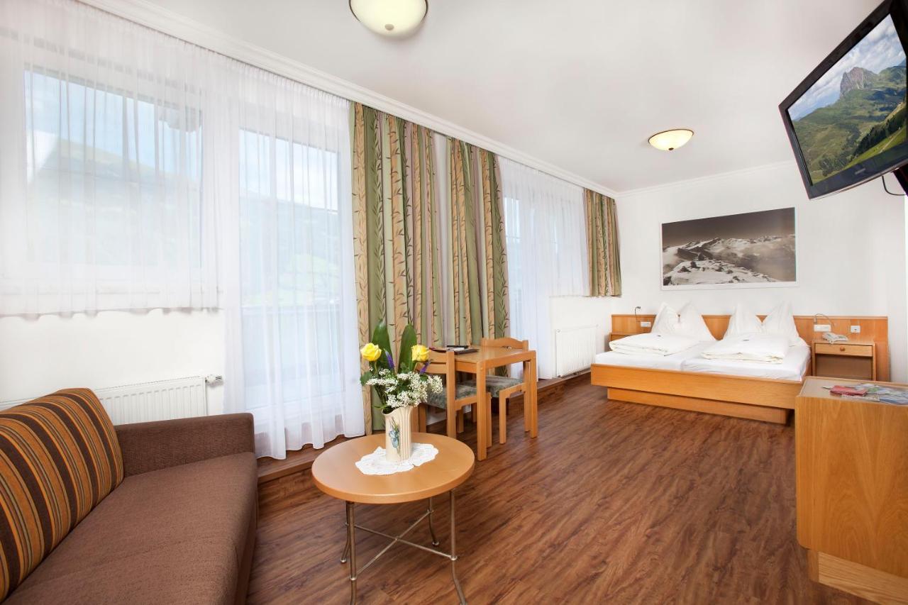 Hotel Grundlhof Bramberg am Wildkogel Zewnętrze zdjęcie
